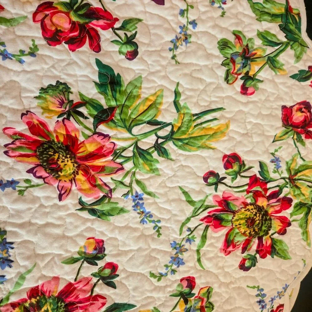Set of 4 quilted‎ oval floral April Cornell placemants NWT